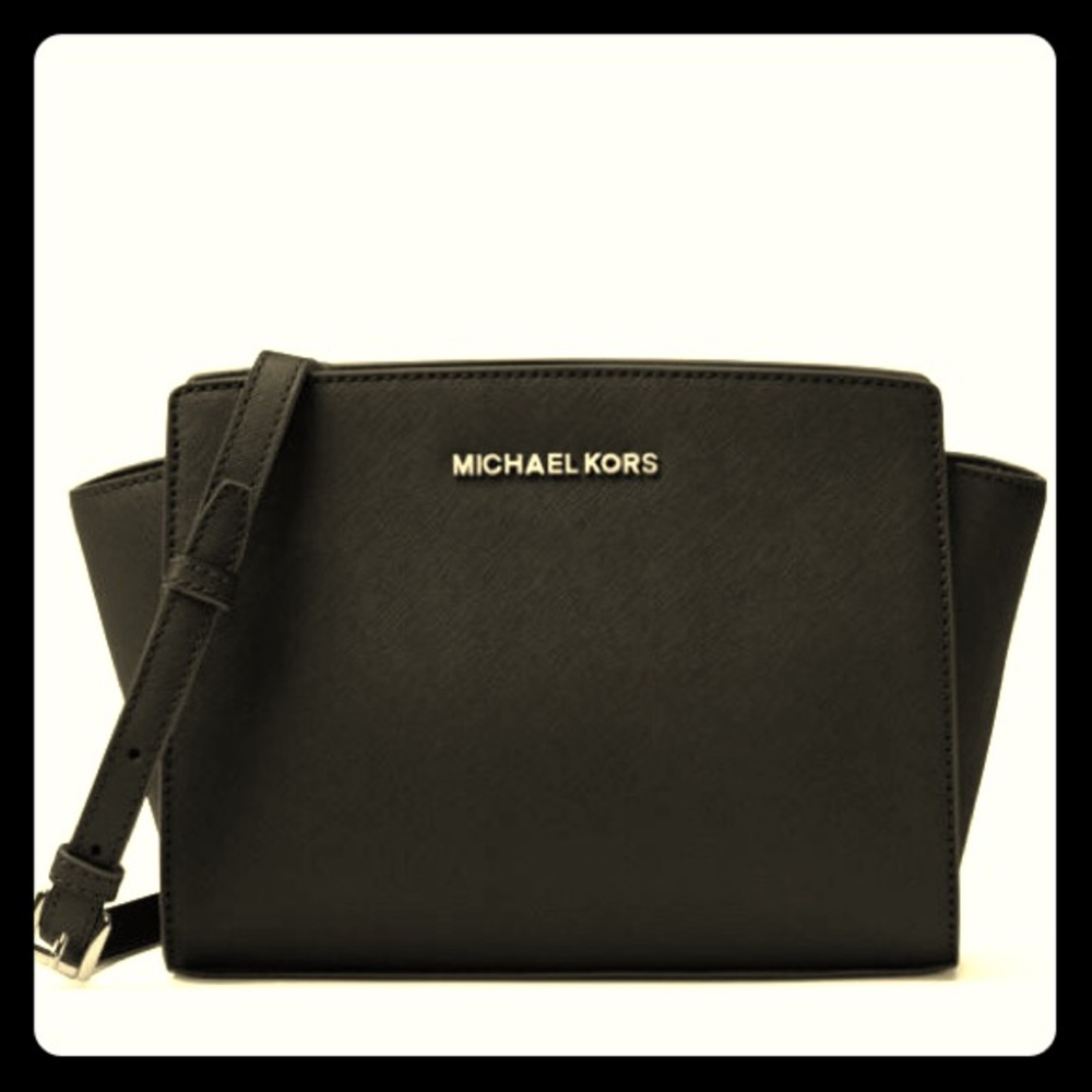 Selma Medium Saffiano Leather Messenger